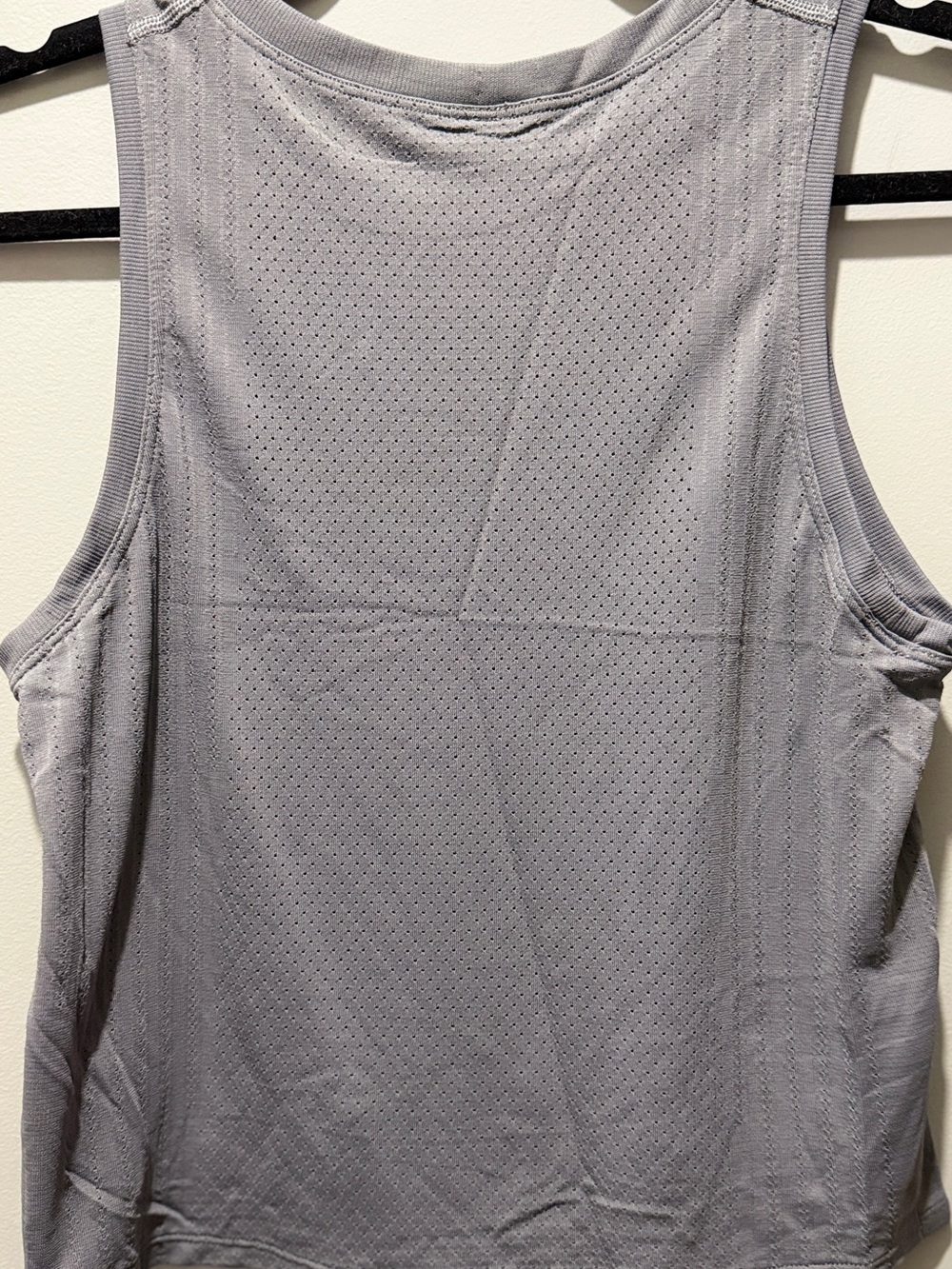 Lululemon Swiftly Breathe Crop Tank
Chicago / Grey Sage - Picture 4 of 6